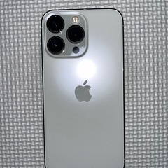 iPhone13pro バッテリー100%の画像