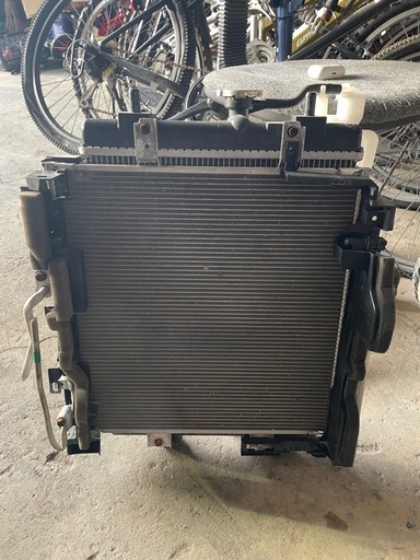 2020  Daihatu Tank Radiator
