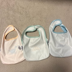お食事エプロン　80-90サイズ　3枚の画像