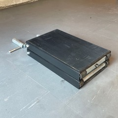 シザーリフトジャッキの画像