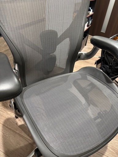 Herman Miller（ハーマンミラー） アーロンチェア リマスタード Bサイズ