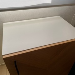 ikea  収納　棚　ベストーの画像