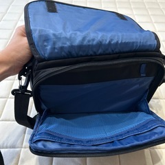 adidasショルダーバッグの画像