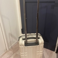 キャリーケース
の画像
