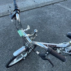 【激安】折りたたみ自転車 20インチの画像