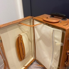 キャリーケースの画像
