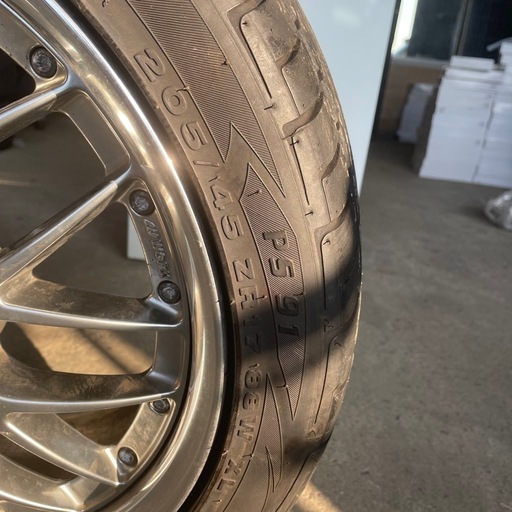 車のパーツ pinso Tyre