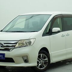 3列シート8人乗りでファミリーにおすすめ👨‍👩‍👧 日産 セレナ...