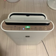 シャープ　加湿空気清浄機KC-G40-W
　の画像