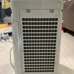 シャープ　加湿空気清浄機KC-G40-W
　の画像