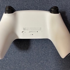 PS5 コントローラー
の画像
