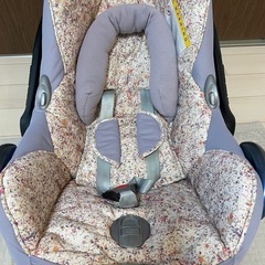 　マキシコシ カブリオフィックス　MAXI-COSI CabrioFix 新生児用チャイルドシート の画像
