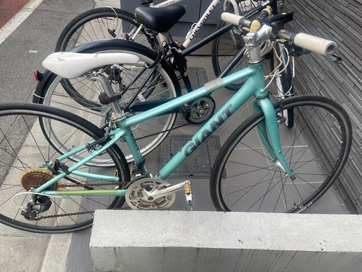 GIANT クロスバイク