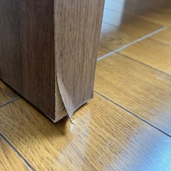 ガラスローテーブルの画像
