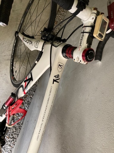 KUOTA KHARMA 105 ホワイト/レッド】　