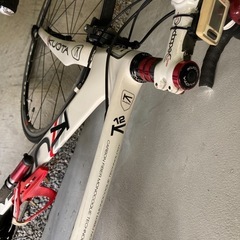KUOTA KHARMA 105 ホワイト/レッド】　の画像