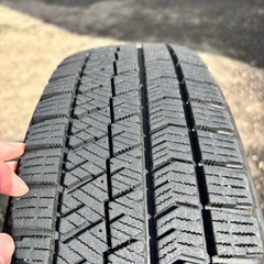 BRIDGESTONE  スタッドレスタイヤ　1シーズンのみ着用　の画像