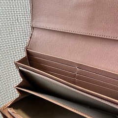 FURLA長財布ひピンクの画像