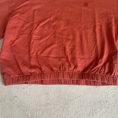 adidas Tシャツ　サーモンピンク色の画像