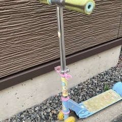 ガールズキックボード　すみっこぐらしの画像