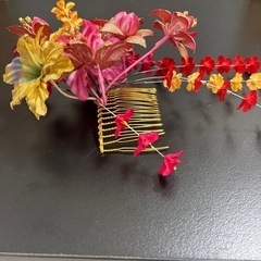 髪飾りの画像