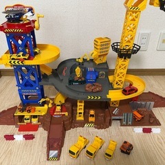 スピードシティ タワークレーン トミカ 車の画像