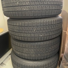 スタッドレスタイヤホイールセットの画像