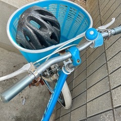 20インチの女の子用自転車です。の画像