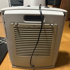 加湿付きヒーターの画像