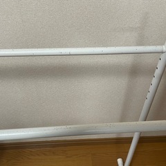 ハンガーラックの画像