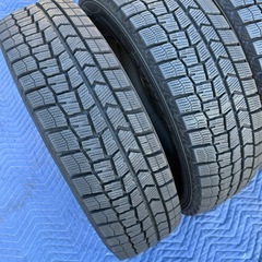 ダンロップ スタッドレスタイヤ　WINTER MAXX  175/70R14の画像