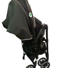 【combi】ベビーカーの画像