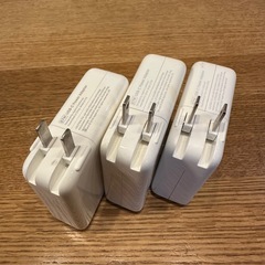 【Apple純正】USB-C電源アダプタ 87W ×2 / 67W ×1 の画像