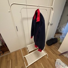 ハンガーラック　ハンガーかけ　IKEA の画像