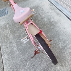 子供用自転車  キティちゃんの画像