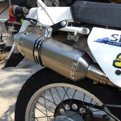 スズキ　DF200カスタム　希少オイルクーラー、ブレーキカスタムの画像