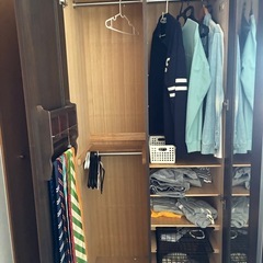 美品洋服ダンスの画像