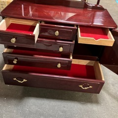ロ2510-303 アンティーク調 ドレッサー 鏡台 中古 ワインレッド 木目の画像