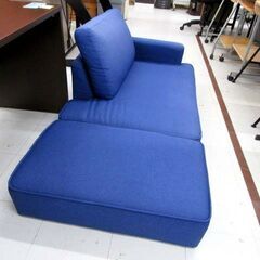 脚欠品 フロアソファとして 幅160×奥行75×高さ58cm オットマン付き 布製 ブルー系 ローソファ コンパクトソファ 家具 ソファー 苫小牧西店の画像
