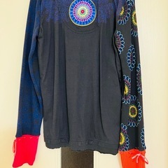 Desigual ビジュー付きカットソーの画像