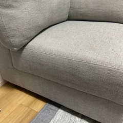 ソファの画像
