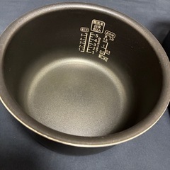 炊飯器(アイリスオーヤマ)の画像