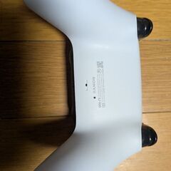 PS5やPCで使えるSONY純正コントローラー(型番CFI-ZCT1J)の画像