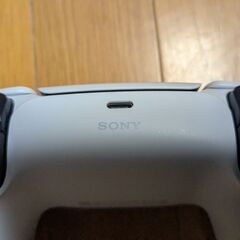 PS5やPCで使えるSONY純正コントローラー(型番CFI-ZCT1J)の画像