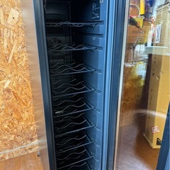 J0901 マサオコーポレーション　　　白ワイン、赤ワイン温度切り替え付き　60L  重さ21.8kgワインセラーの画像
