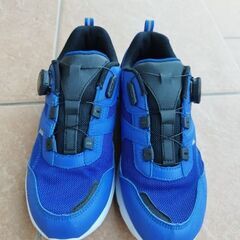 MADFOOT!　23cm マッドフット　キッズダイヤルスニーカーの画像