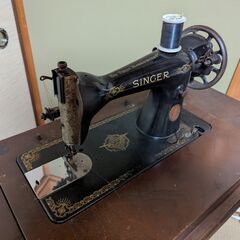 SINGER 足踏みミシン アンティークの画像