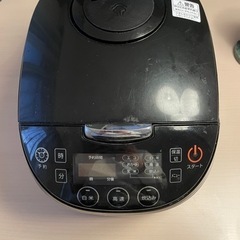 【0円・取りに来てくれる方限定】ニトリ 炊飯器（5.5合炊飯／動作確認済）の画像