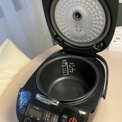 【0円・取りに来てくれる方限定】ニトリ 炊飯器（5.5合炊飯／動作確認済）の画像