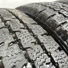 TOYO DELVEX 935 195/80R15 107/105N LT 15インチ スタッドレス 4本 21～23年製 バリ溝 ハイエース キャラバン等　(STJ039) の画像